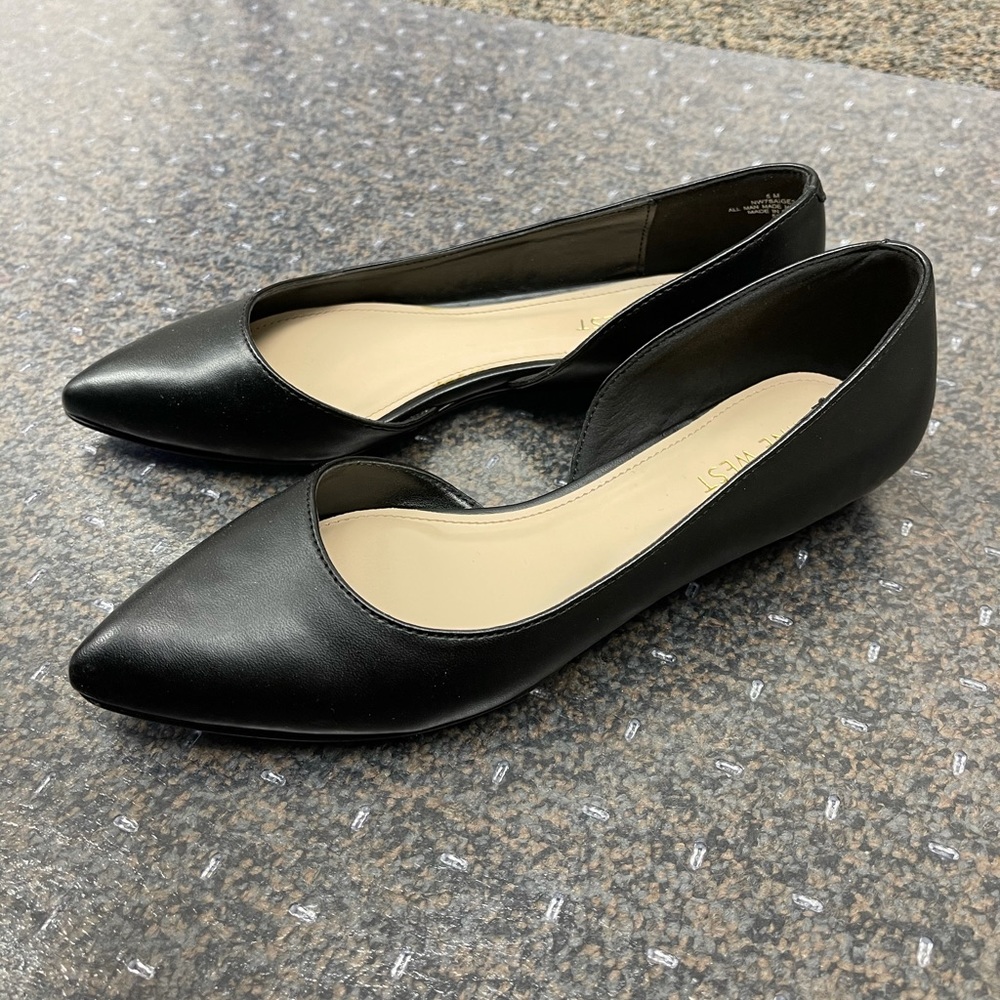 Nine West flat